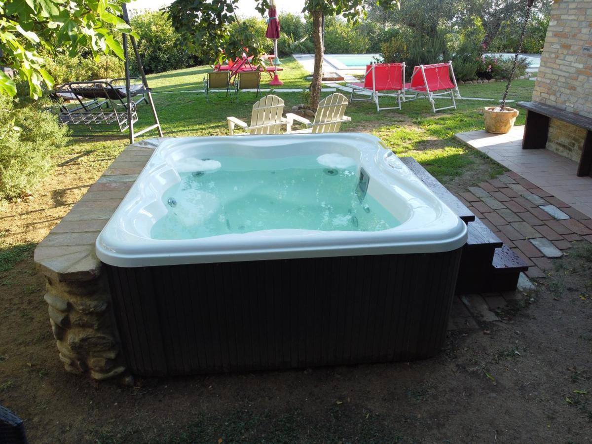 Agriturismo Corte Decia Saludecio Kültér fotó
