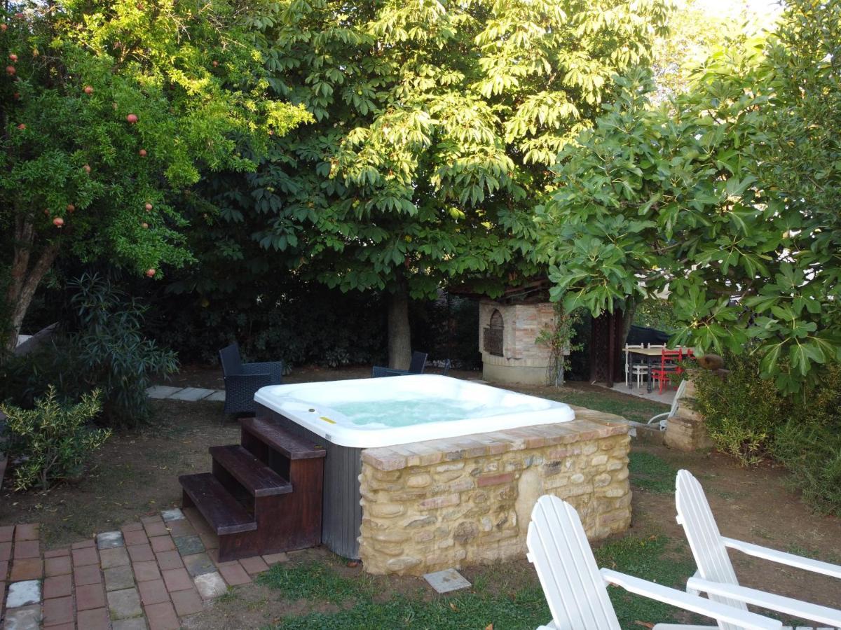 Agriturismo Corte Decia Saludecio Kültér fotó