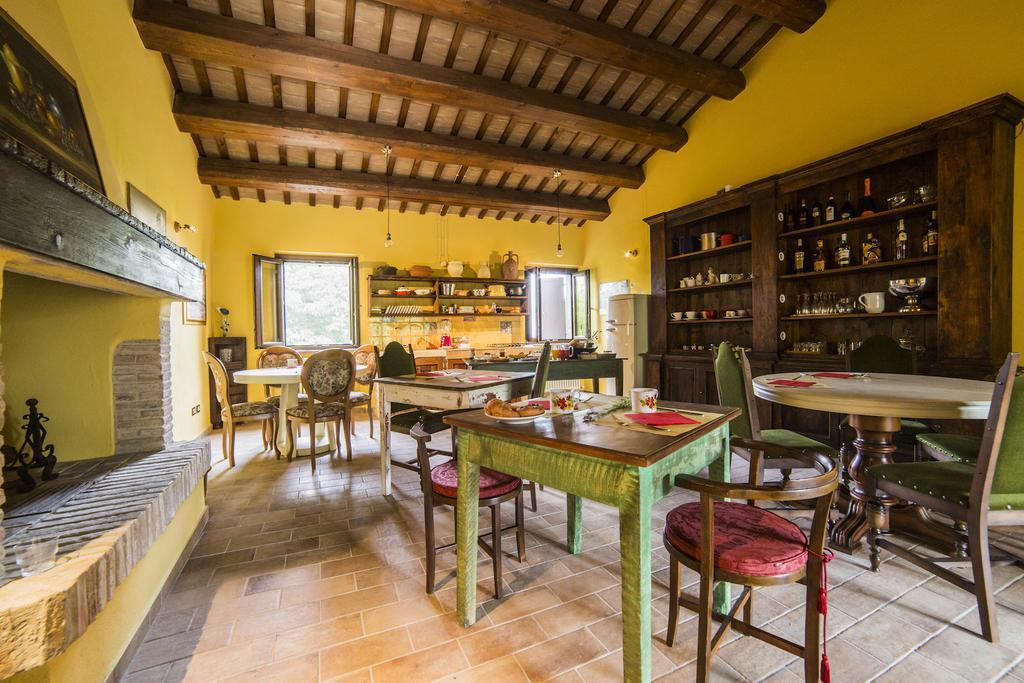 Agriturismo Corte Decia Saludecio Kültér fotó